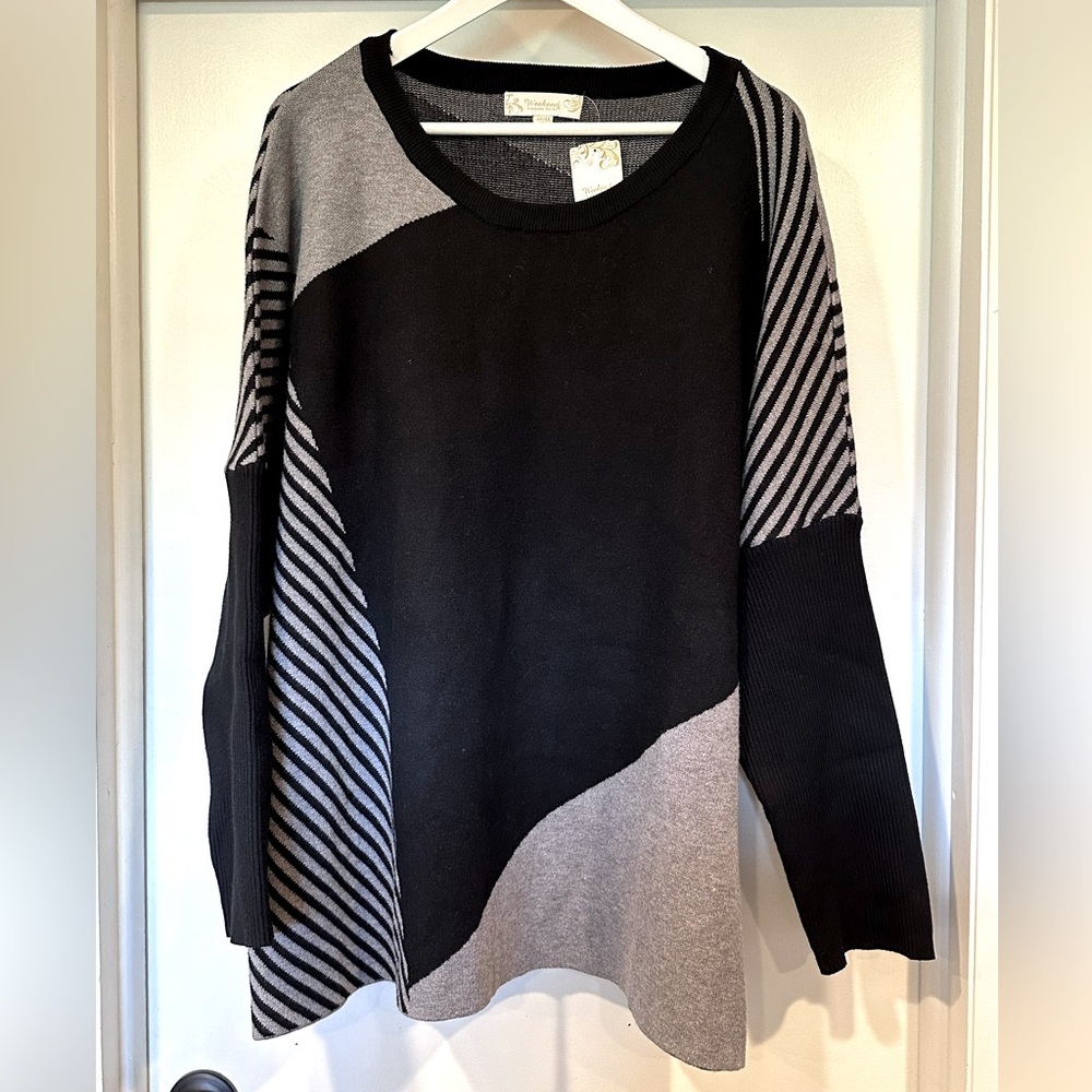 Suzanne Betro Weekend Black & Gray Color Block Sweater Size 3X/4X